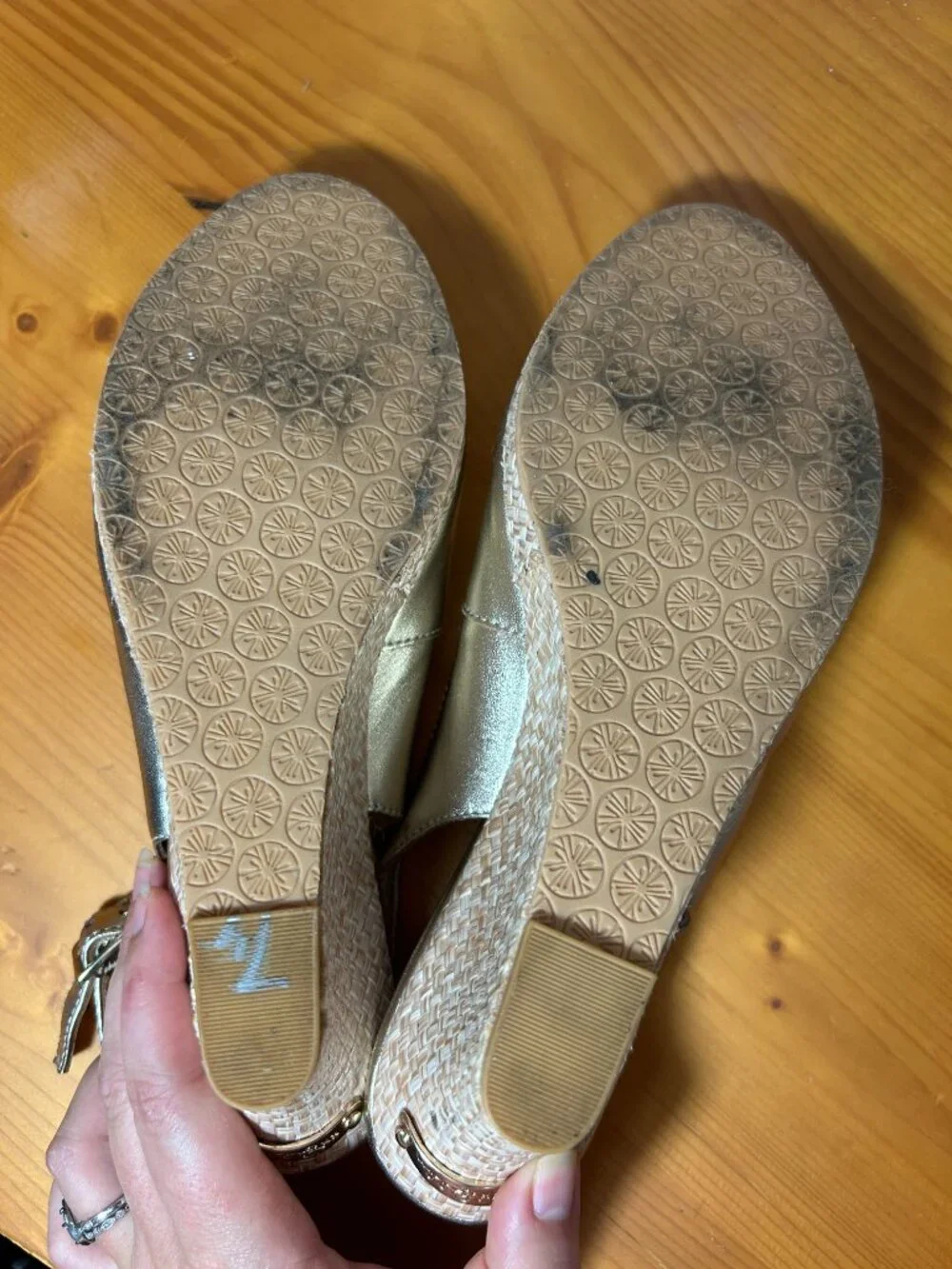 Lilly Pulitzer size 8 Wedge Sandals Gold Metallic Espadrilles Peep Toe leather